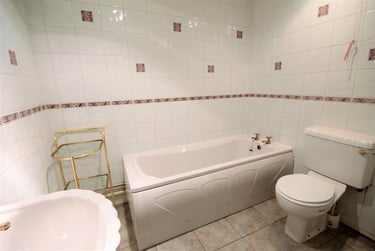 2 bed flat, Dene Court, Heaton, Newcastle, NE77BZ - Image 6